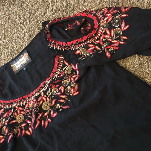 Vintage Collection Black Asymmetrical Blouse W/ Red + Gold Beading Size Medium - Picture 3 of 8